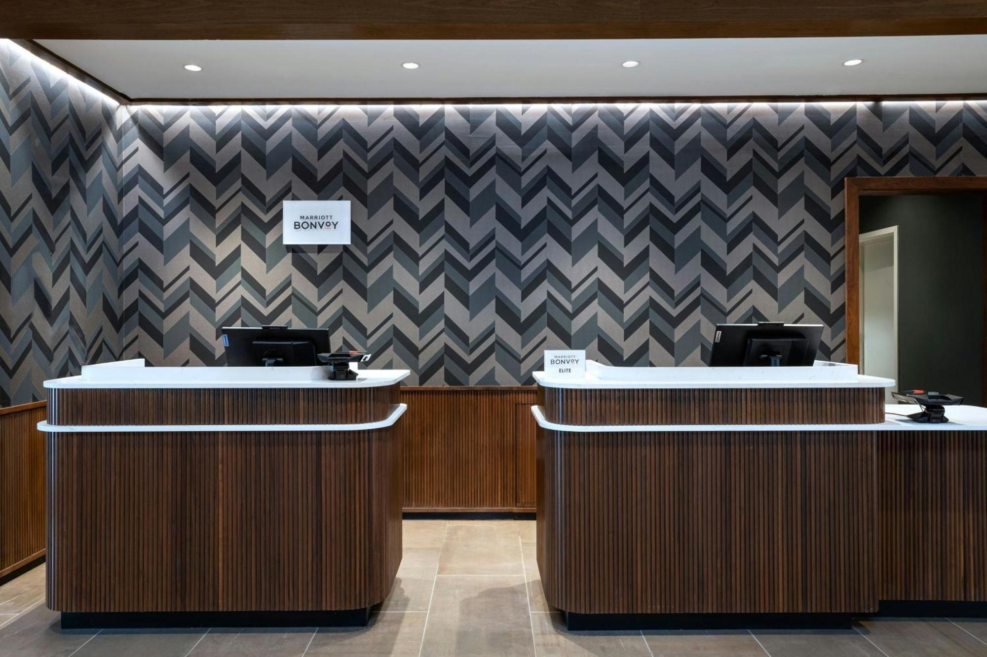 Courtyard By Marriott Austin Dripping Springs Hotel Exterior photo